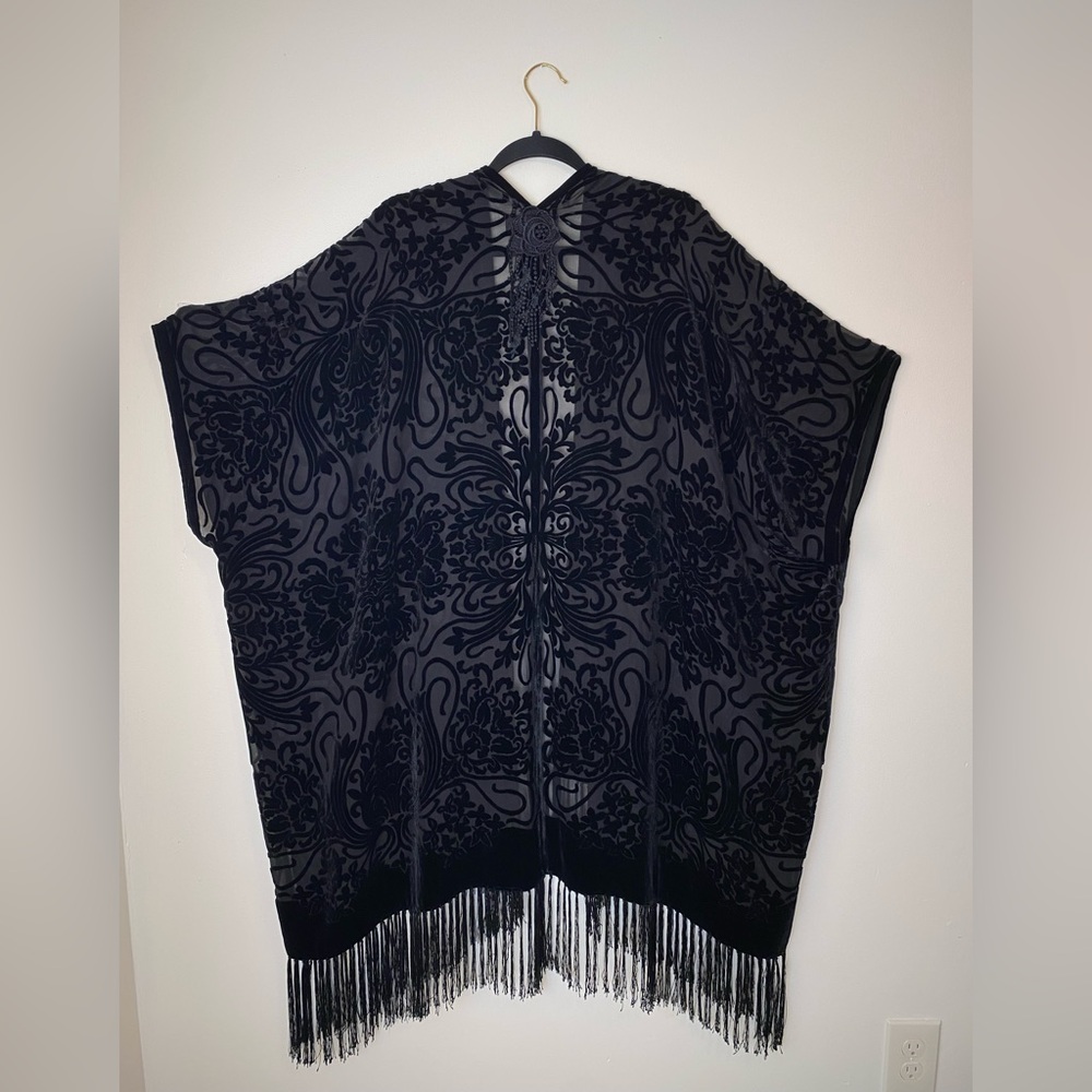 Pat Dahnke Velvet Burnout Fringe Wrap Black - Picture 2 of 13